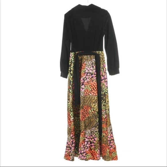 Evelyn Pearson Long Sleeve Maxi Dress - Picture 2 of 11